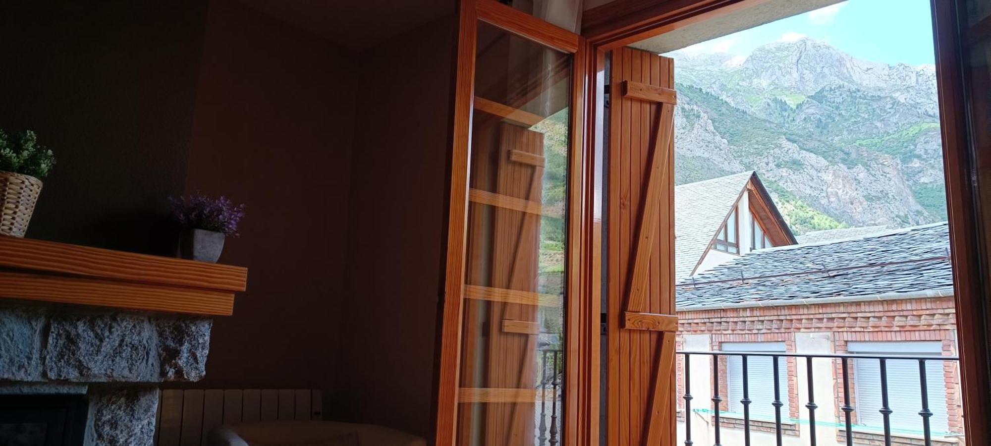 Apartamento El Refugio De Sara Бенаске Экстерьер фото